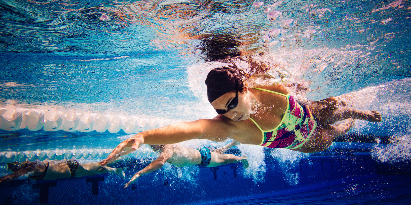 Psychologia pływania: Jak radzić sobie ze stresem przed zawodami?